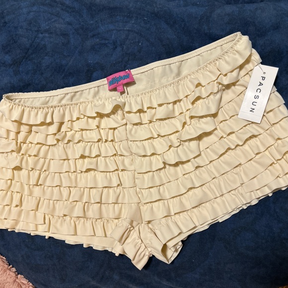 Edikted Cream Ruffle Bloomers - Picture 2 of 4